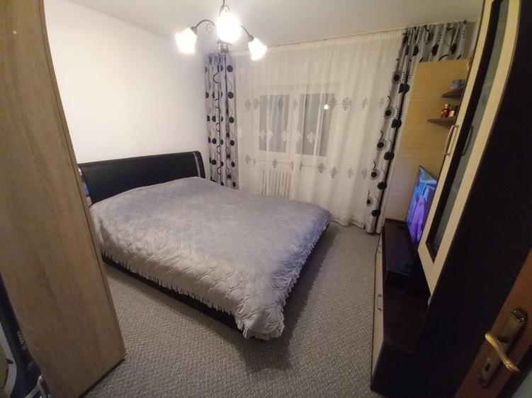 Apartament cu 2 camere decomandat în Exterior Vest