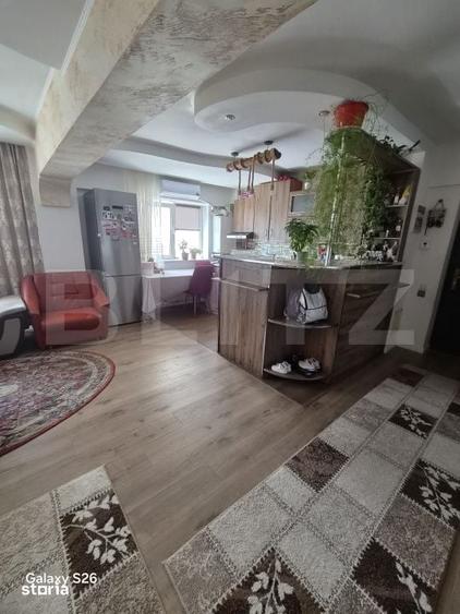 Apartament cu 3 camere decomandat în Burdujeni