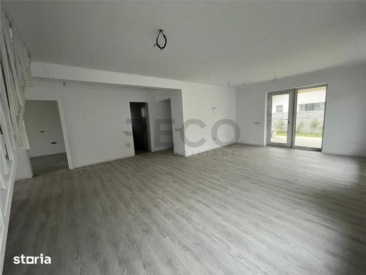 Casă cu 4 camere cu Teren 440 Mp în Nufărul