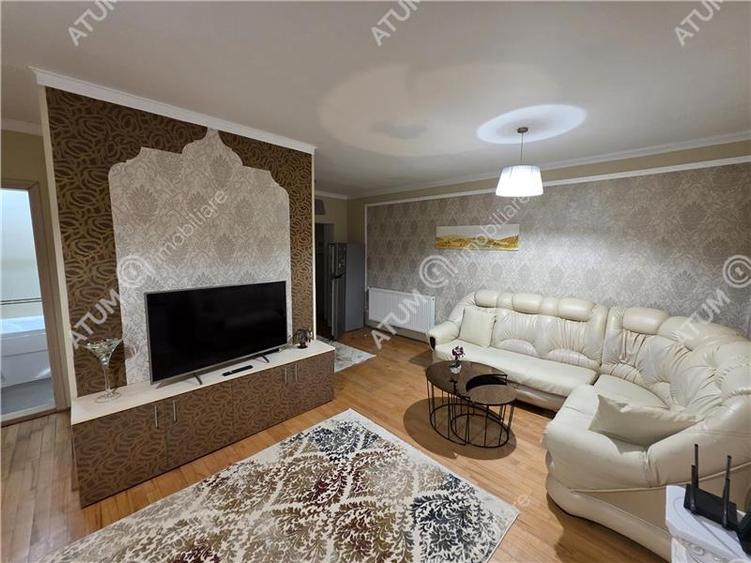 Apartament cu 3 camere decomandat, mobilat în Tilișca