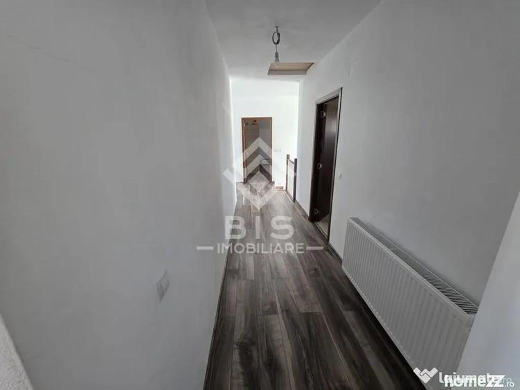 Casă cu 5 camere cu Teren 425 Mp în Unirea
