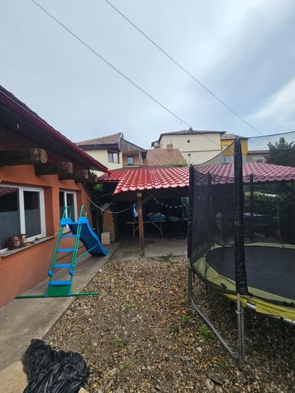 Casă individuală cu 4 camere cu Teren 430 Mp în Ultracentral