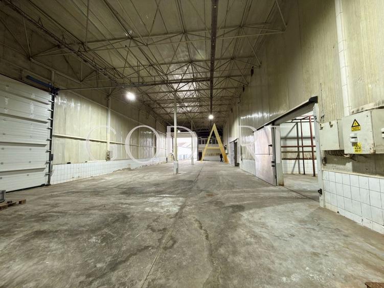 Spațiu industrial, de 4,000 mp, în Central