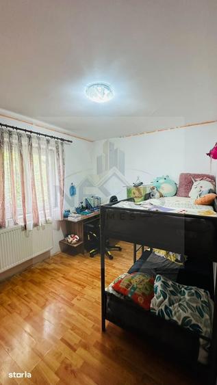 Apartament 2 camere| Etaj 4/4| Necesita renovare| Anvelopat| Parcare - 12