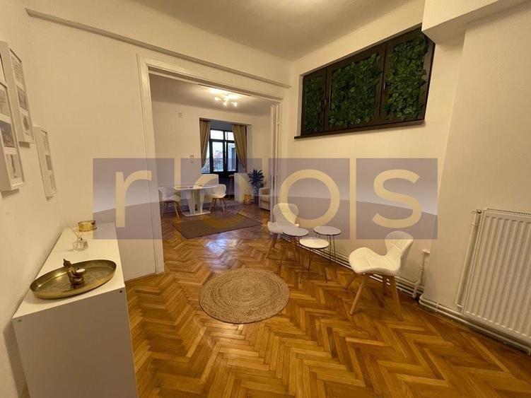 Apartament cu 4 camere decomandat în Armeneasca