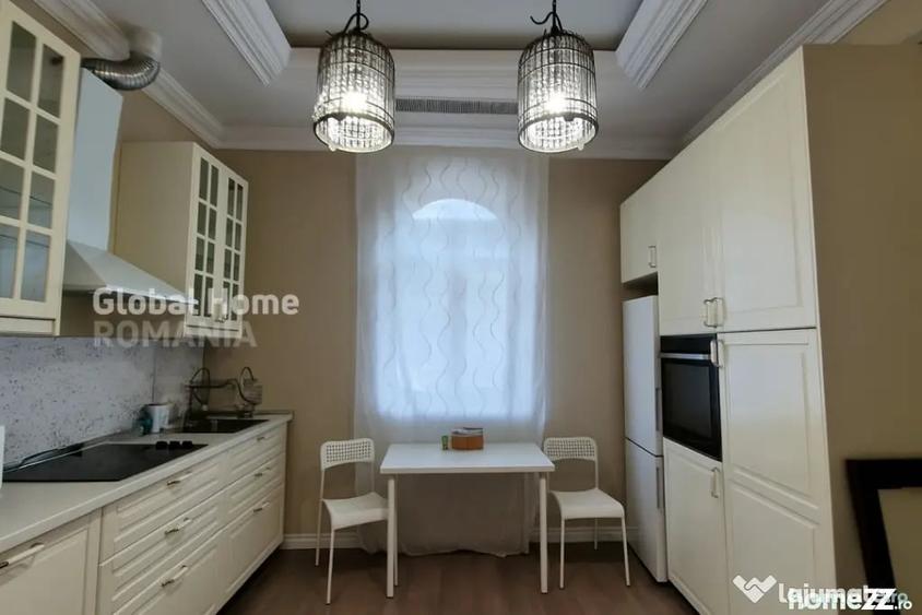 Casă cu 9 camere cu Teren 300 Mp în Parcul Carol