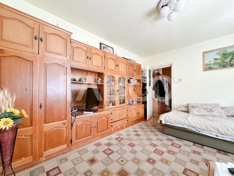 Apartament cu 2 camere semidecomandat, mobilat în Mihai Viteazul