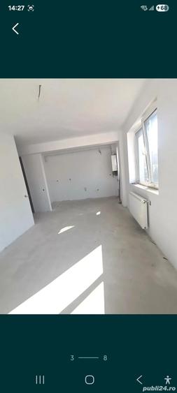 Apartament cu 3 camere în Florești