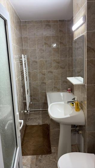 Apartament cu 3 camere decomandat în Beba Veche