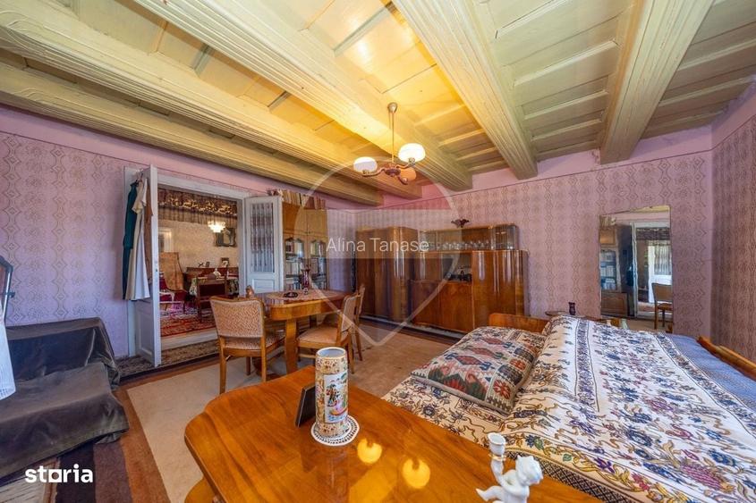 Casa autentica in Sacele teren 1.900 mp si livada