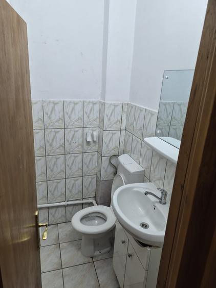 Spațiu comercial, de 98 mp, în Central