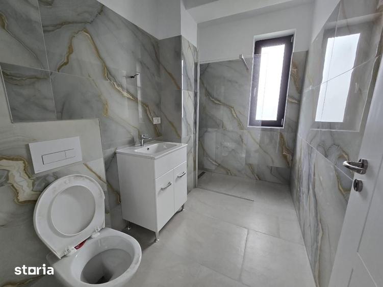 Apartament cu 3 camere în Cetate
