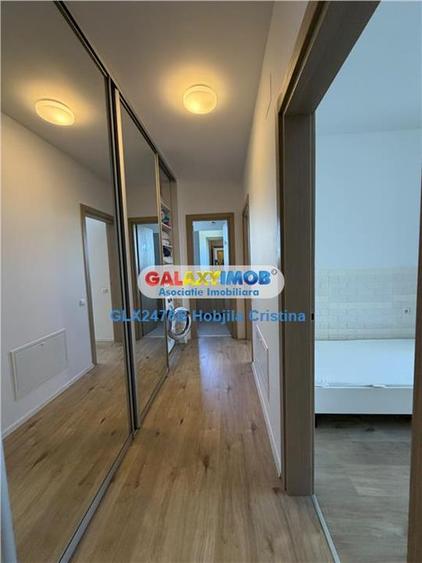 Apartament cu 3 camere semidecomandat, mobilat în Băneasa