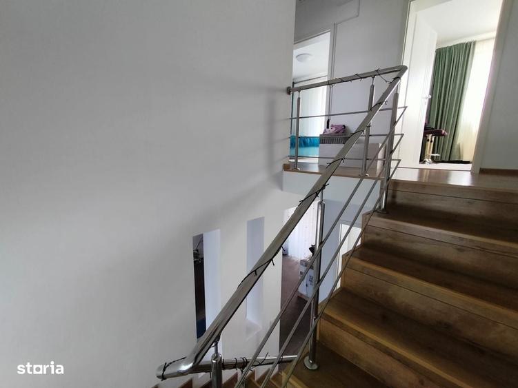 Casă cu 4 camere în Ruginoasa