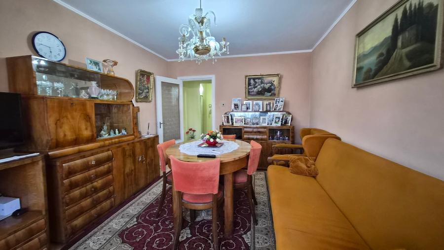 Apartament cu 3 camere decomandat în Tomis III