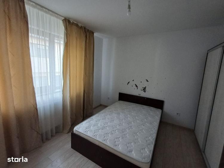 Apartament cu 4 camere, mobilat în Valea Adâncă