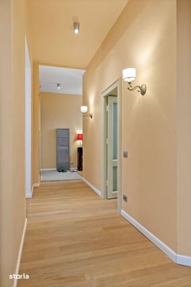 Apartament cu 4 camere, mobilat în Unirii