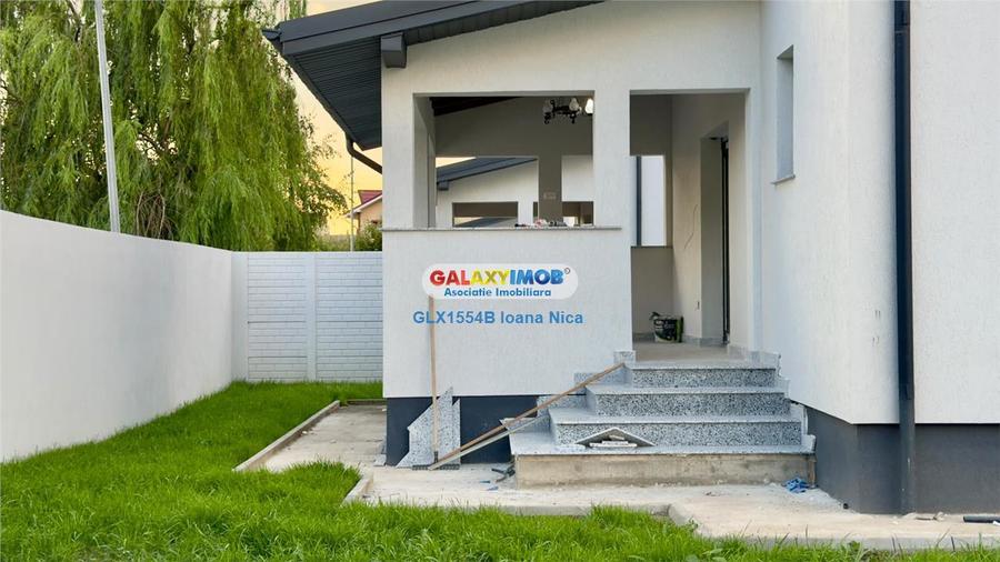 Casă cu 4 camere cu Teren 400 Mp în Central