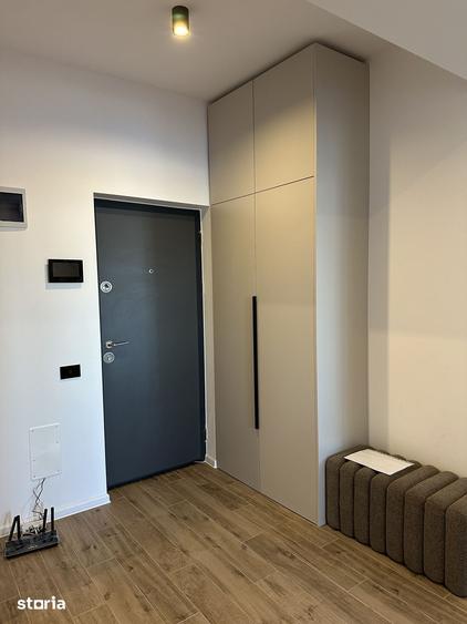 Apartament cu 3 camere în 13 Decembrie
