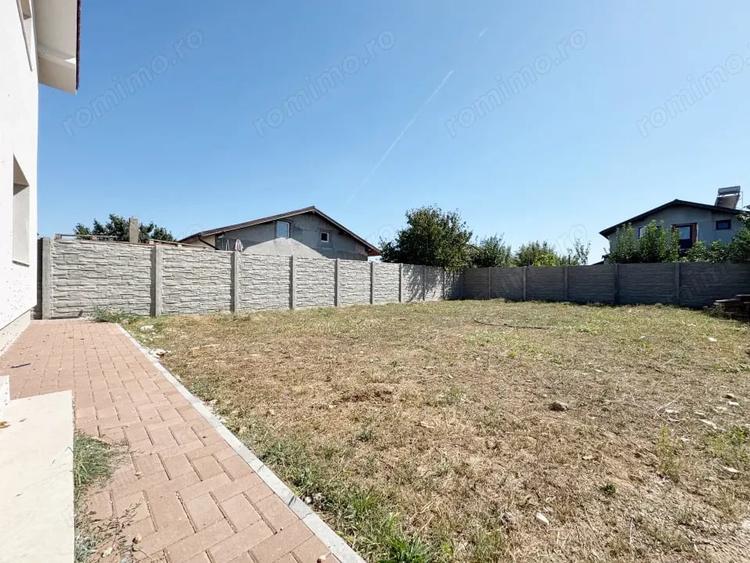 Casă cu 5 camere cu Teren 460 Mp în Giroc