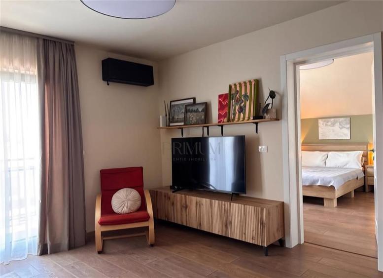Apartament cu 3 camere decomandat în Dumbrăvița