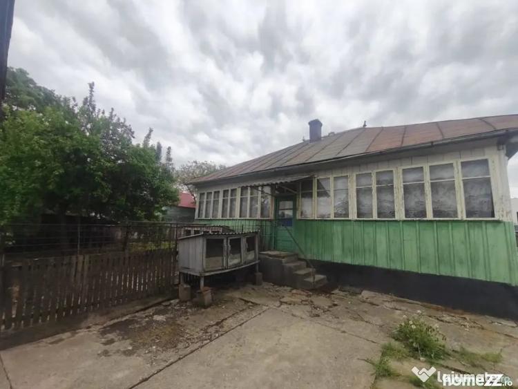 Casă cu 2 camere cu Teren 1600 Mp în Grămești