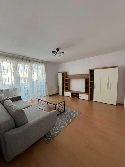 Apartament cu 2 camere decomandat în Florești