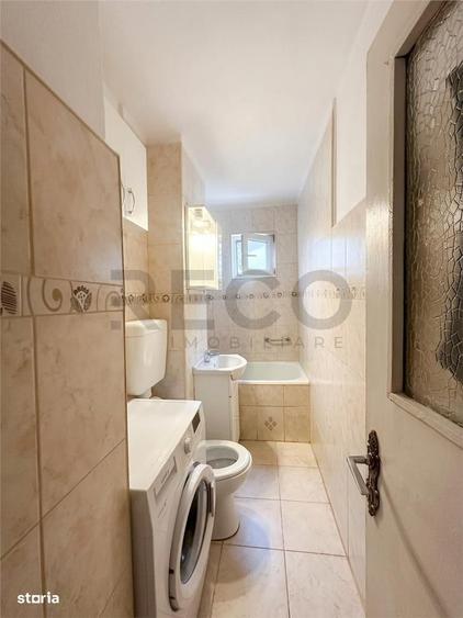Apartament cu 2 camere semidecomandat în Nufărul