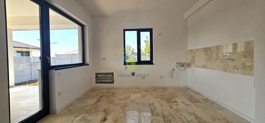 Casă individuală cu 4 camere cu Teren 528 Mp în Corbeanca