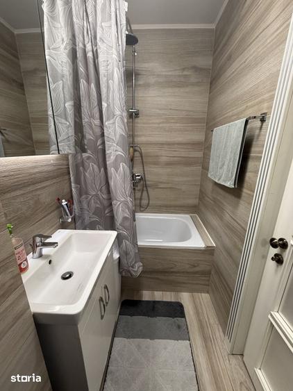 Apartament cu 2 camere în Podu Roș