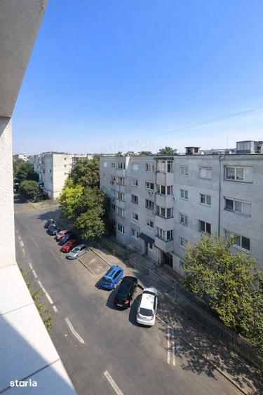 Apartament cu 2 camere decomandat, mobilat în Sud