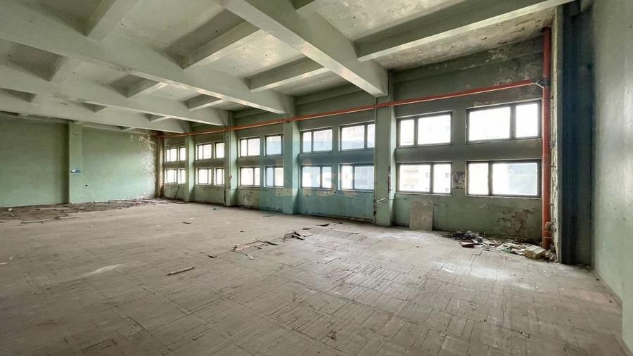Spațiu comercial, de 1,860 mp, în Govândari