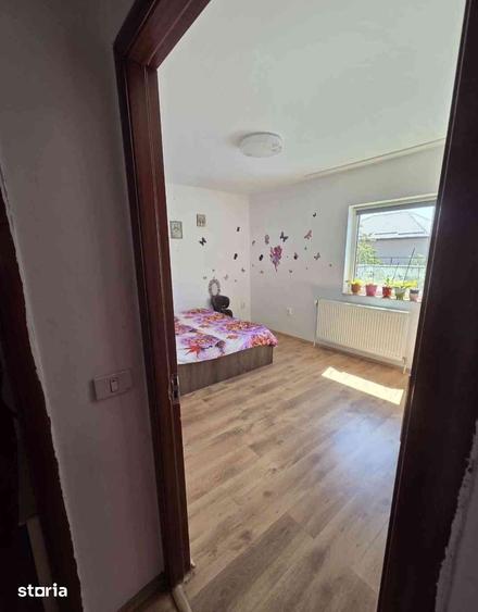 Casă cu 9 camere cu Teren 600 Mp în Central