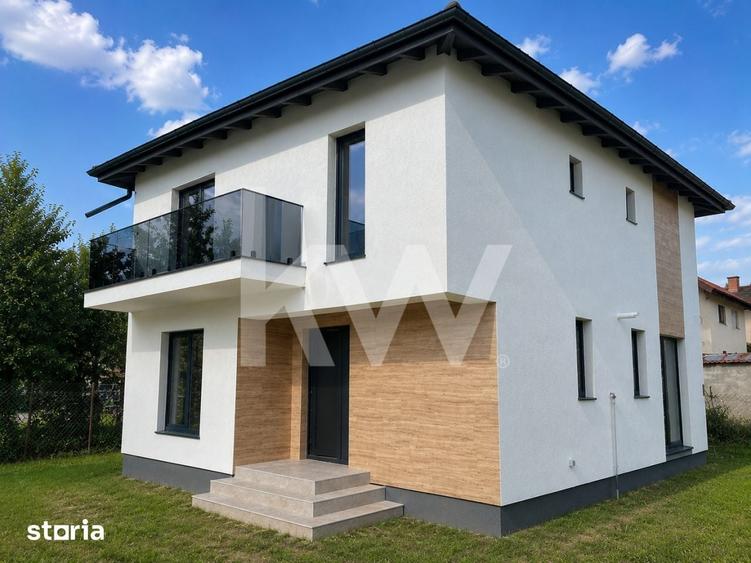 Casă cu 5 camere cu Teren 602 Mp în Sânpetru