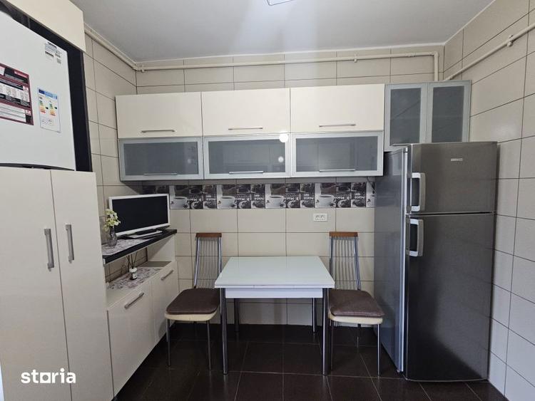 Apartament cu 2 camere decomandat, mobilat în Bucureștii Noi
