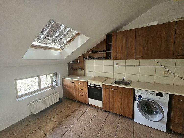 Apartament cu 3 camere decomandat în Bucureștii Noi