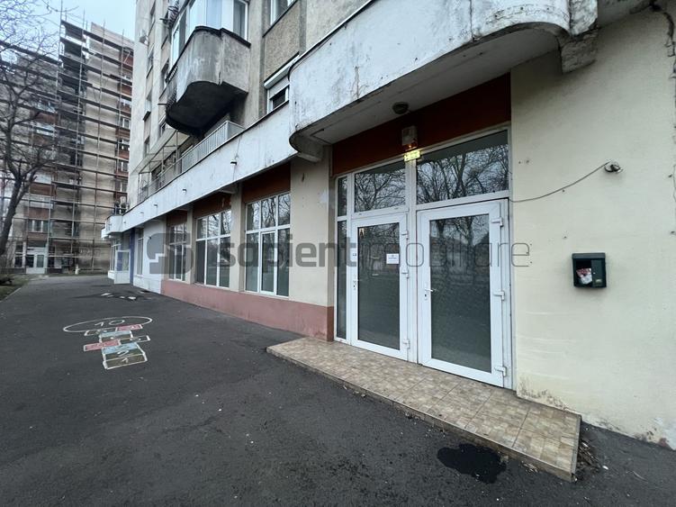 Spațiu comercial, de 230.57000732422 mp, în Cantemir