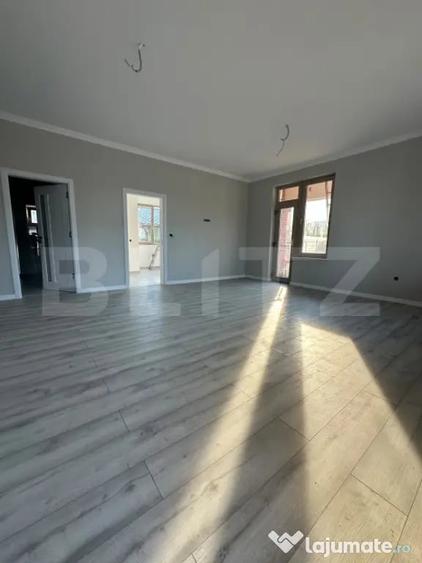Casă cu 4 camere cu Teren 500 Mp în Central