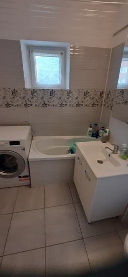 Apartament cu 2 camere decomandat, mobilat în Răcădău