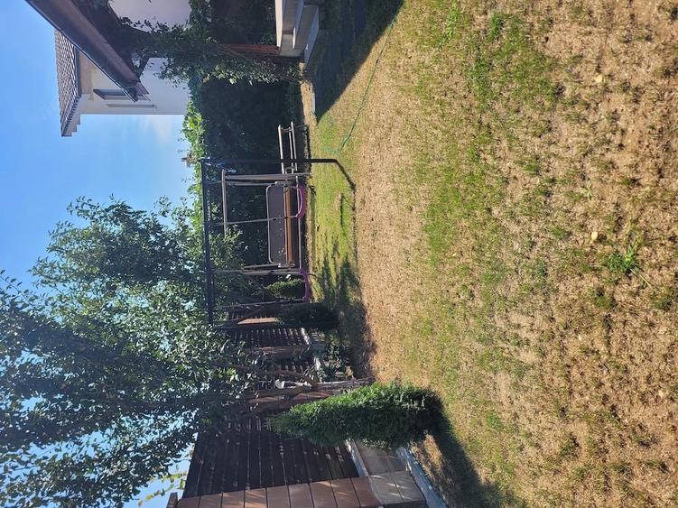 Casă cu 4 camere cu Teren 320 Mp în Moșnița Nouă