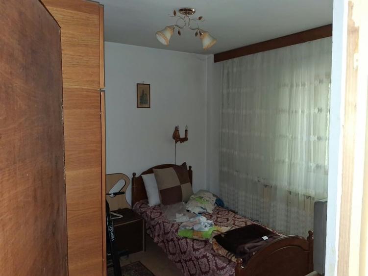 Apartament cu 2 camere decomandat, mobilat în Berceni
