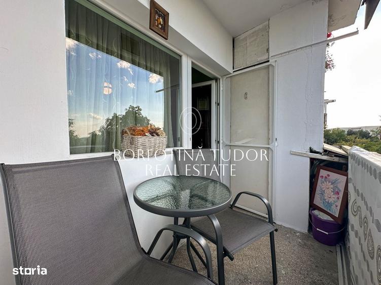 Apartament cu 2 camere decomandat în Zorilor