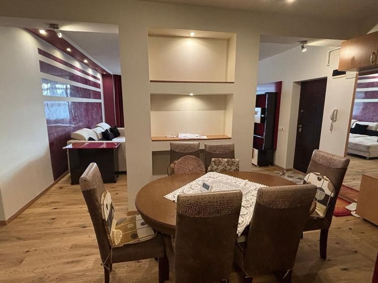 Apartament cu 3 camere decomandat, mobilat în Elisabetin