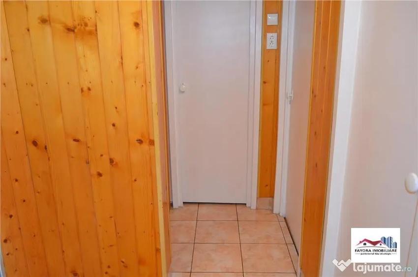 Apartament cu 2 camere decomandat în Tudor