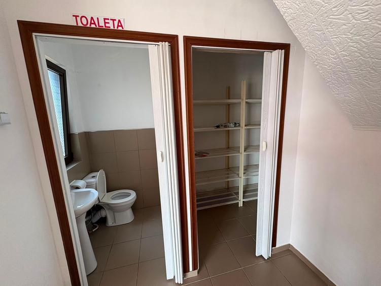 Spațiu comercial, de 50 mp, în Golești
