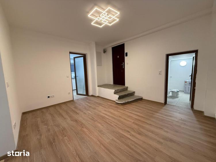 Apartament cu 3 camere în Rosetti