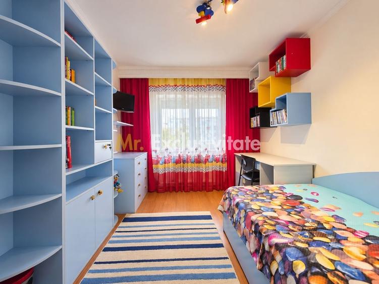 Apartament cu 3 camere decomandat, mobilat în Eremia