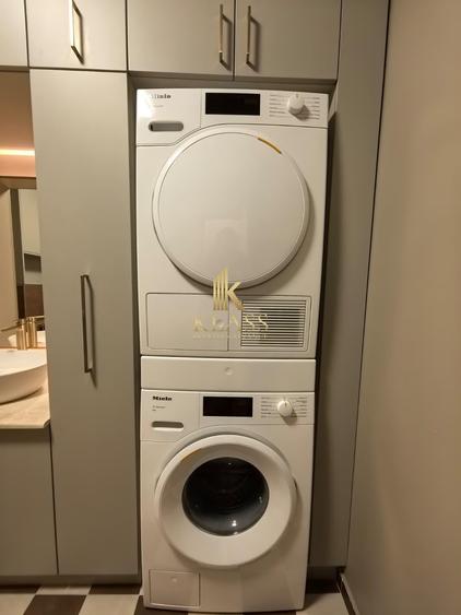 Duplex cu 5 camere cu Canalizare în Iancu Nicolae