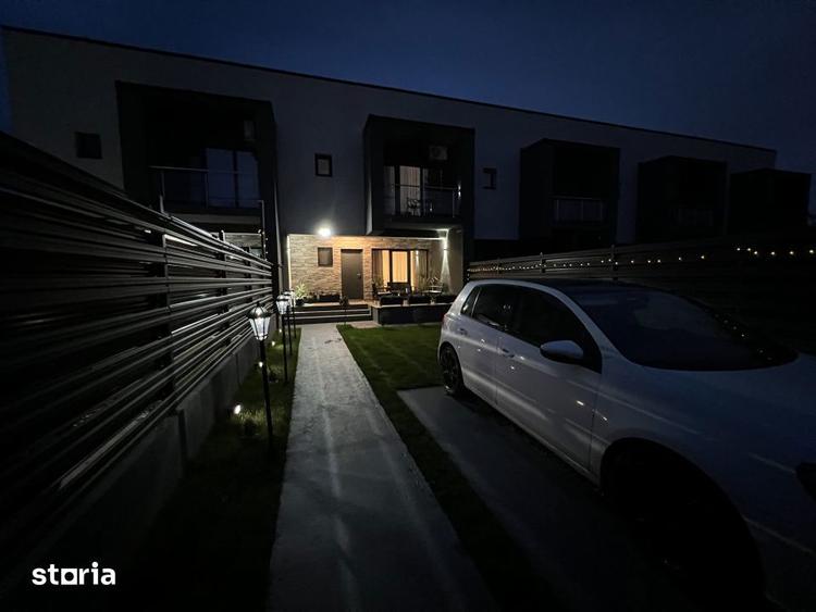 Casă cu 4 camere cu Teren 169 Mp în Central