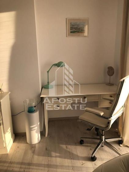 Apartament cu 2 camere semidecomandat, mobilat în Torontalului